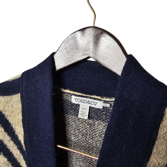 Toad & Co 100% Lambs Wool Cardigan Cream & Navy Warm Sweater - Picture 4 of 6